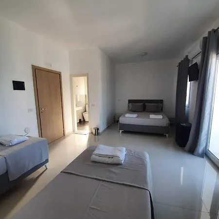 Hotel 33 4*
